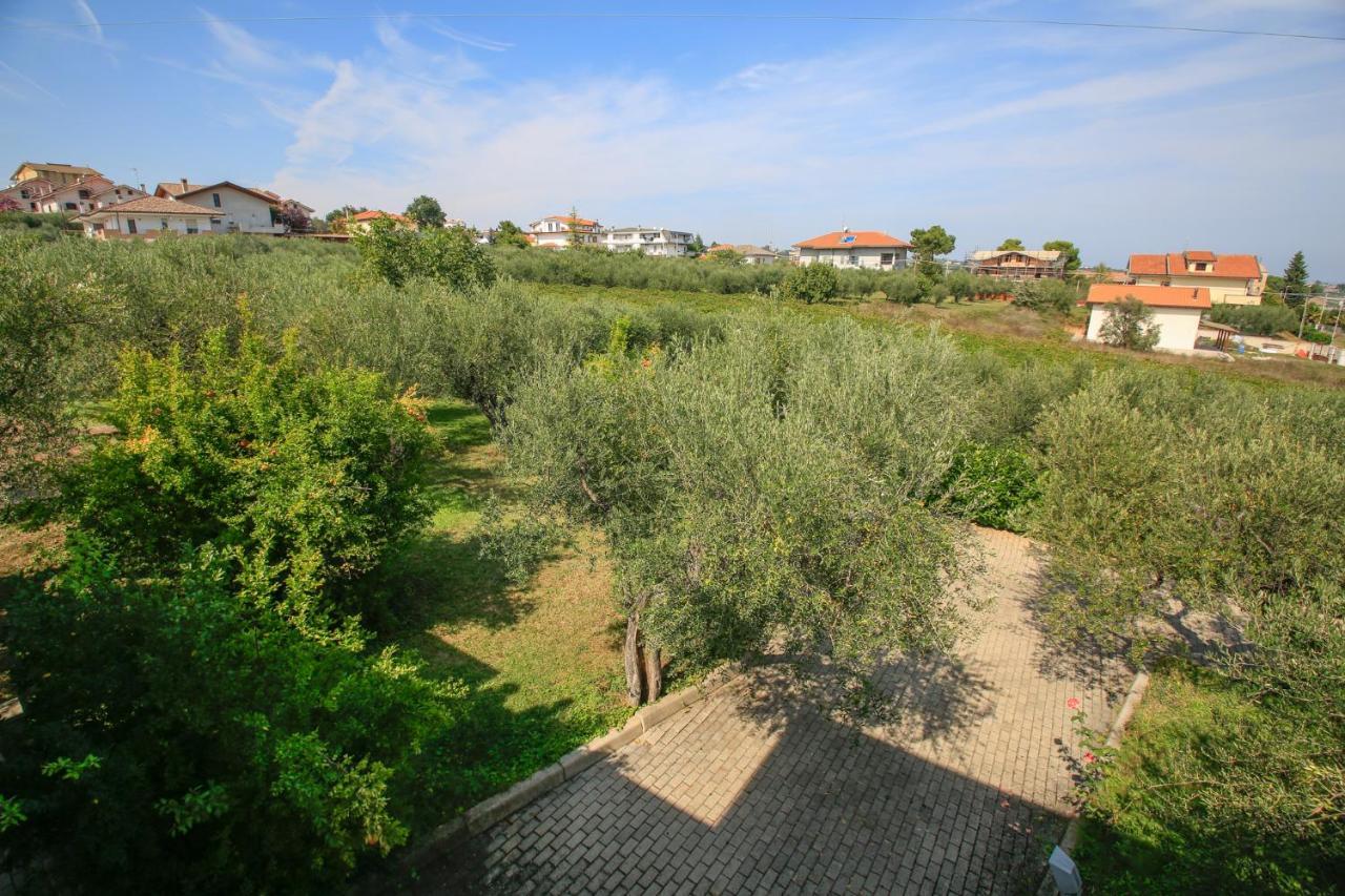 B&B Arli Torrevecchia Teatina Exterior photo